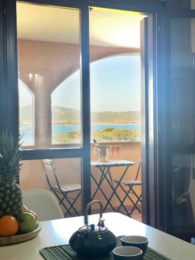 Homey Experience - Navy Sea View Apartments Olbia Bagian luar foto
