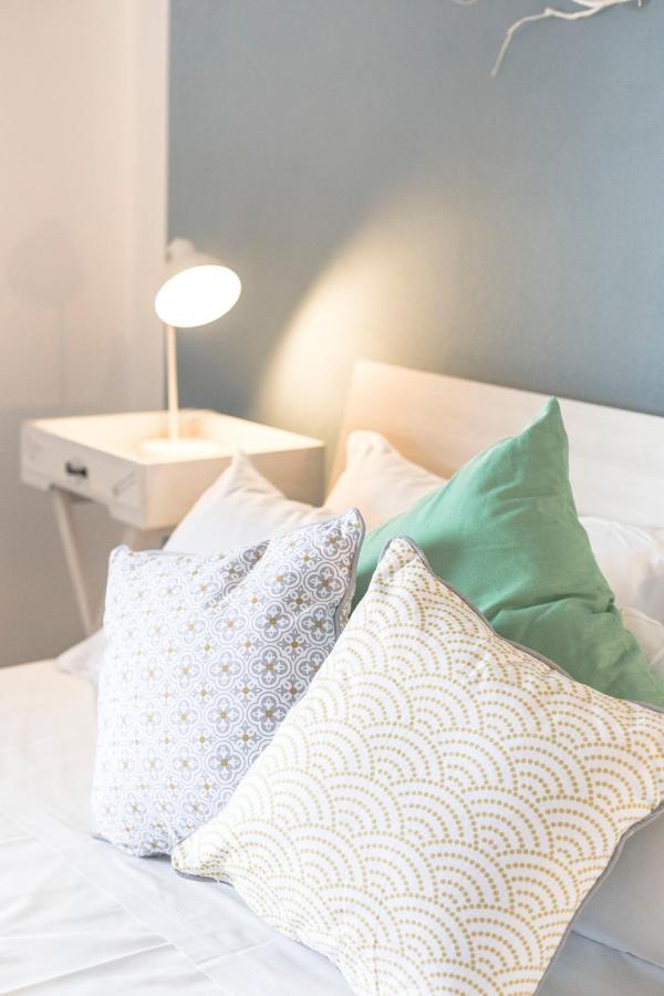 Homey Experience - Navy Sea View Apartments Olbia Bagian luar foto